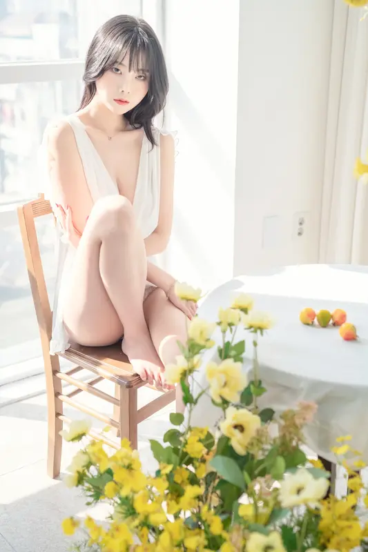 019.[Patreon] Yuna (유나) - 2022_03 Flowers 1